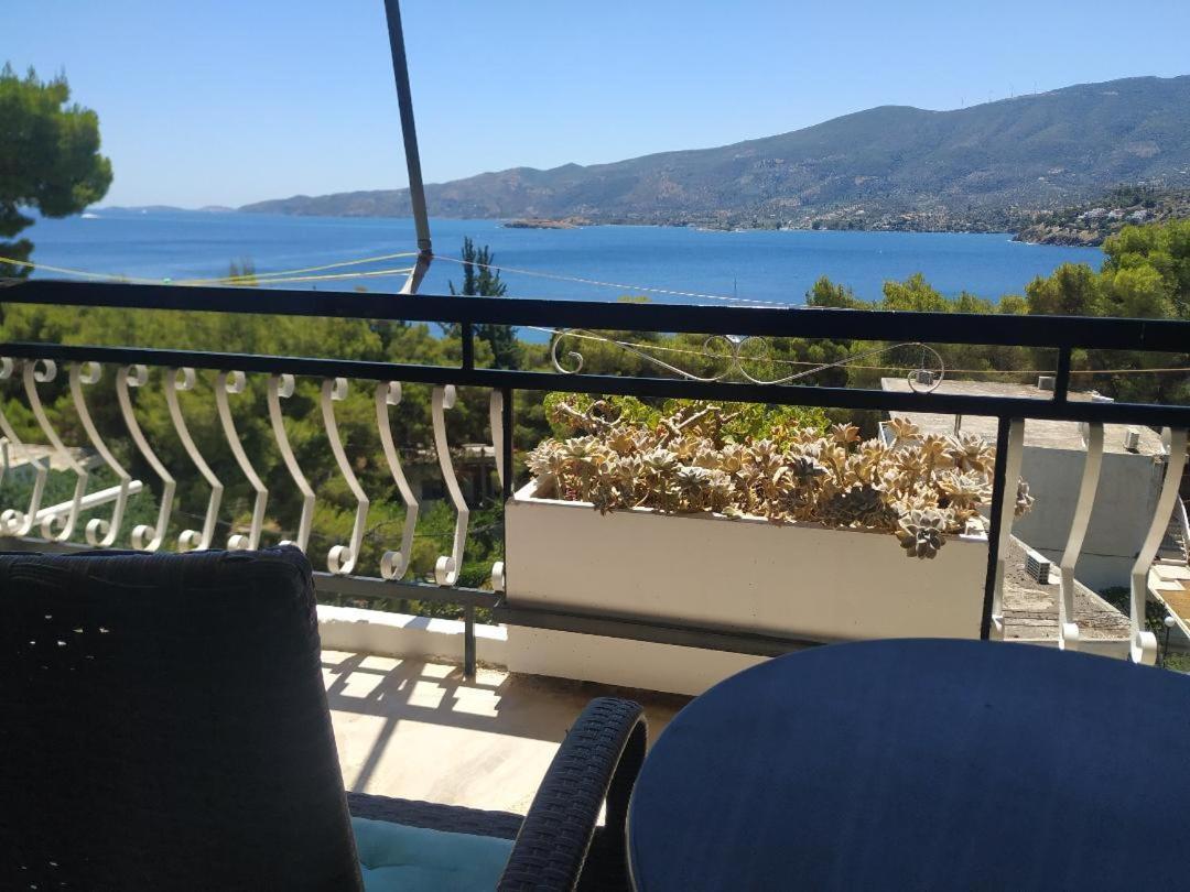 Lions 2 Studios & Apartments, Poros Island. Poros Town Exteriör bild